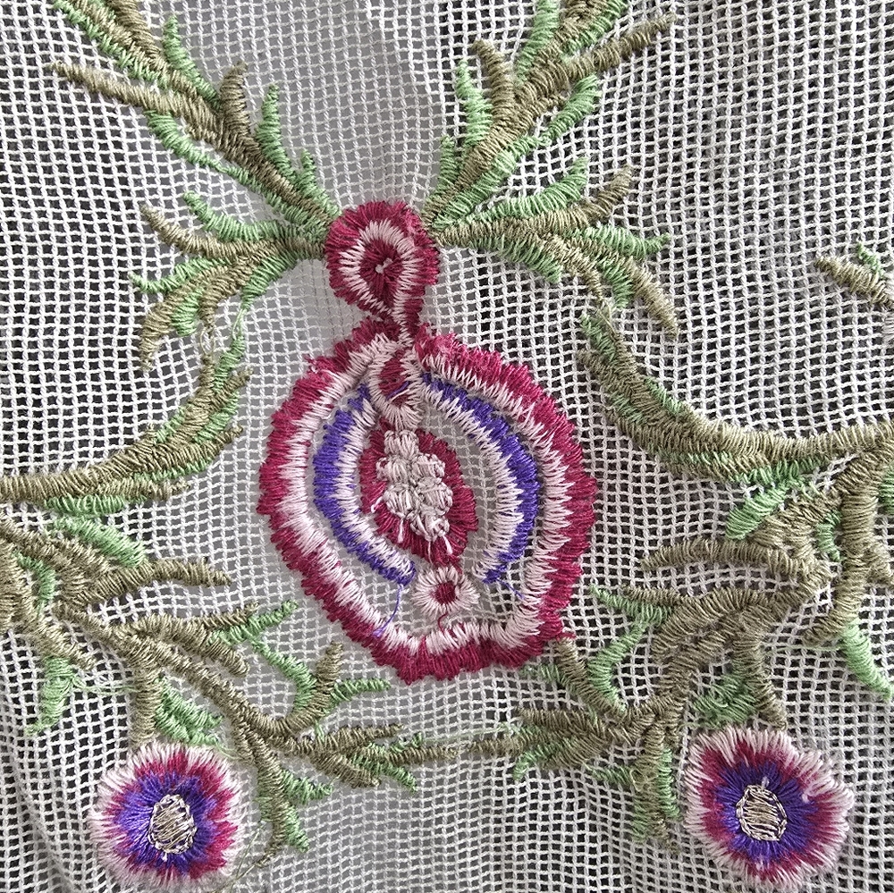 Arratta Silent Journey Colorful Embroidered Mesh Top - Picture 7 of 8